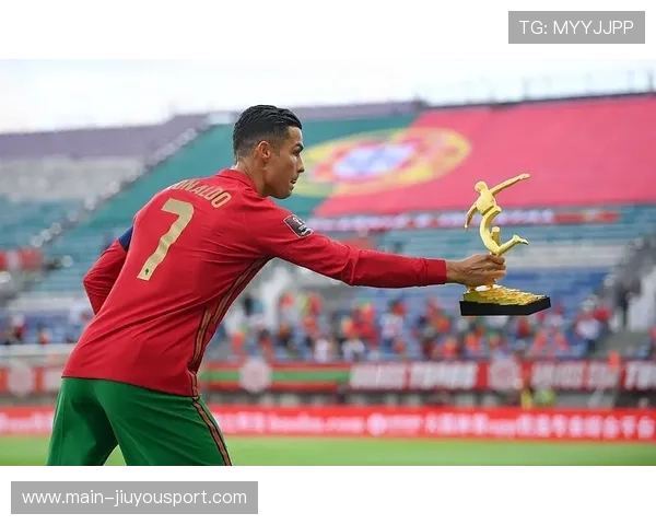 C罗敞开心扉：用世界杯来定义我不公平，曼联丢了精神根基，c罗国家队世界杯