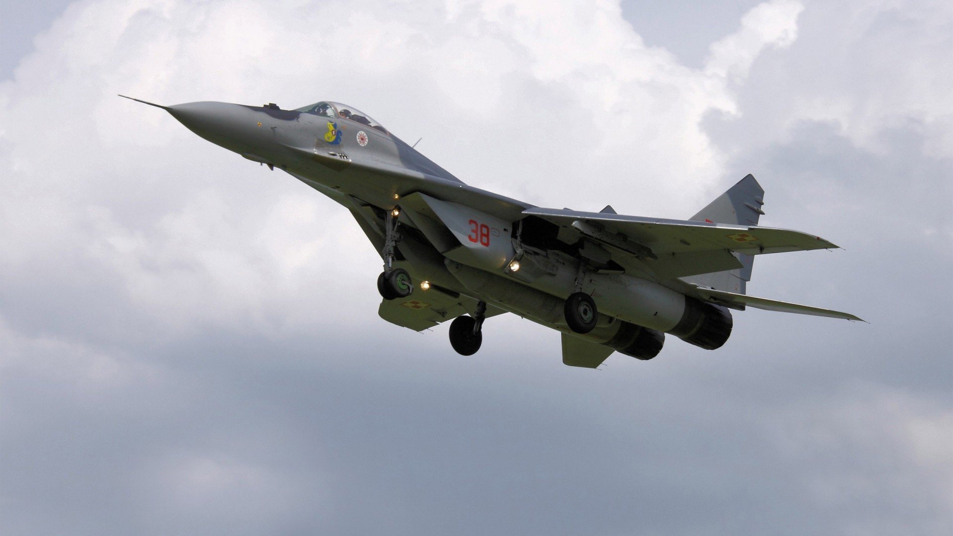 拜仁基米希精准传导主导中场,基米希在拜仁穿几号球衣